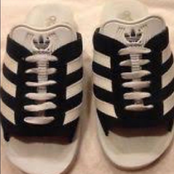 90s Adidas lace up sneaker sandal - Picture 3 of 3